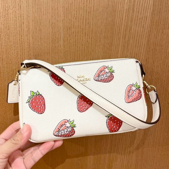 Coach Nolita 19 With Strawberry Print #CAL25 - Picture 2 of 7